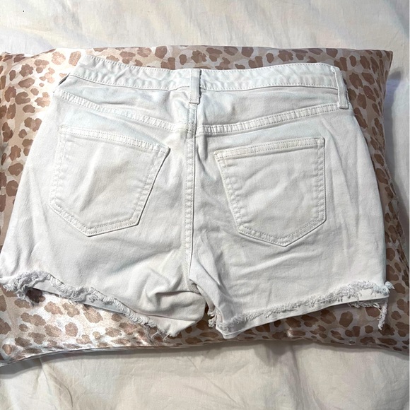 Universal thread shorts - Picture 2 of 4